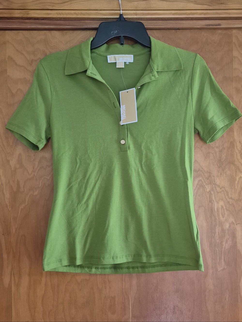 Michael Kors Women’s Meadow Green Short-Sleeve Polo Shirt, size XS